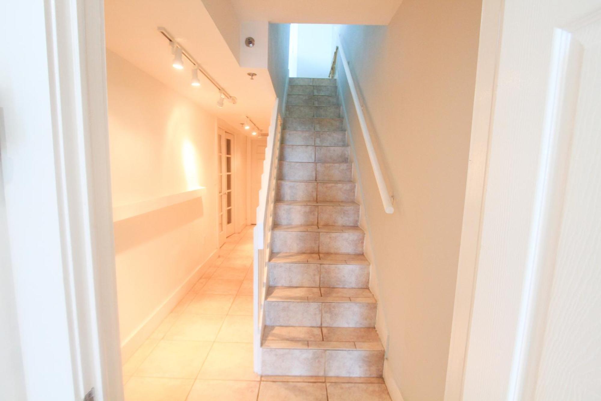 Castle Pavillon 8 Beachfront - Private Beach Access Loft With 2-Story, Pool, Tennis, Free Parking Access Miami Beach Exteriér fotografie